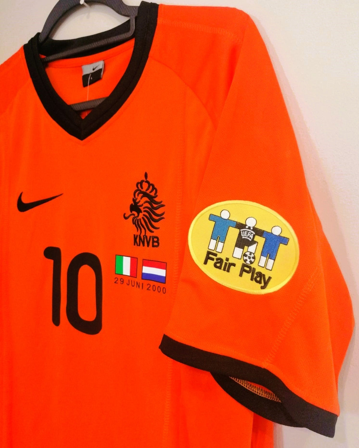 BERGKAMP DENNIS 2000-01 (Ned)