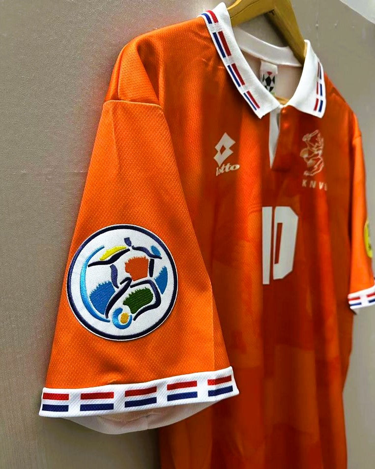 BERGKAMP DENNIS 1996-97 (Ned)