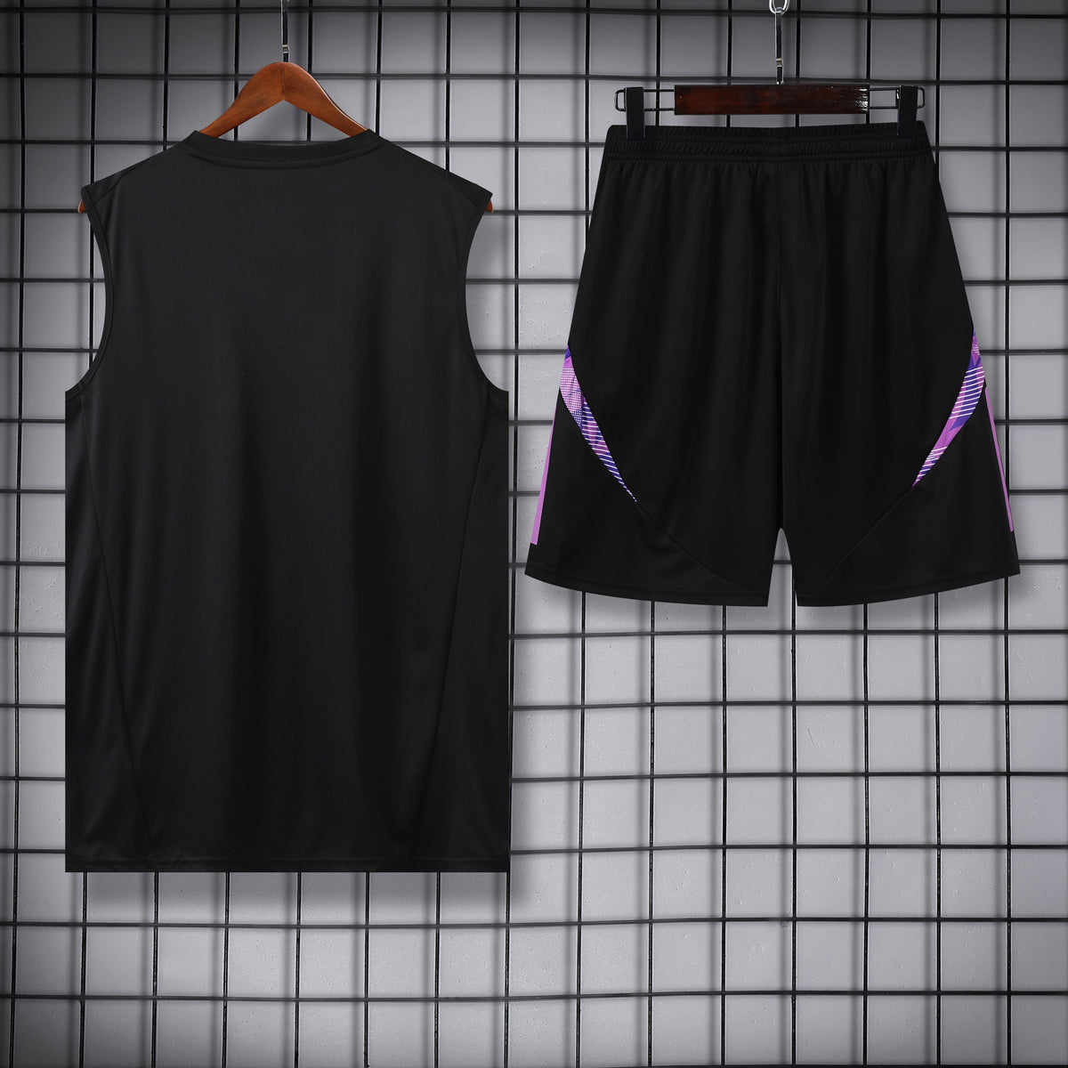 TANK TOP + SHORTS GERMAN