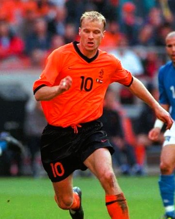 BERGKAMP DENNIS 2000-01 (Ned)