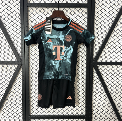 BAYERN MUNCHEN Kid Kit